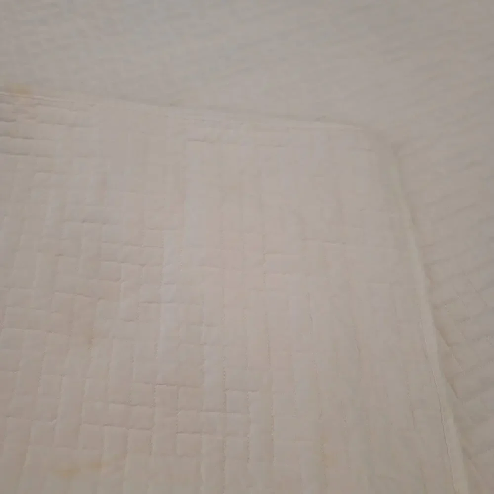 Vintage quilted blanket Coverlet Bedspread Queen/Full White Crosshatching round